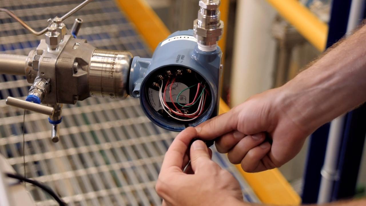 AMS Trex를 사용하여 Rosemount™ 3051SMV 교정