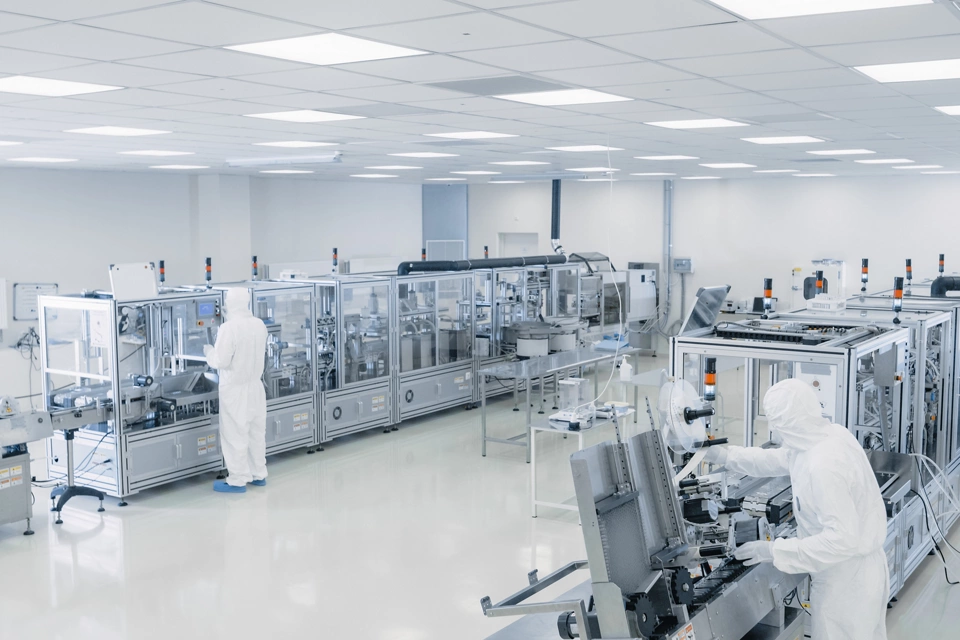 SIP 사이클 타임을 20% 감소함으로써 오염 리스크를 최소화하는 생명공학 기업