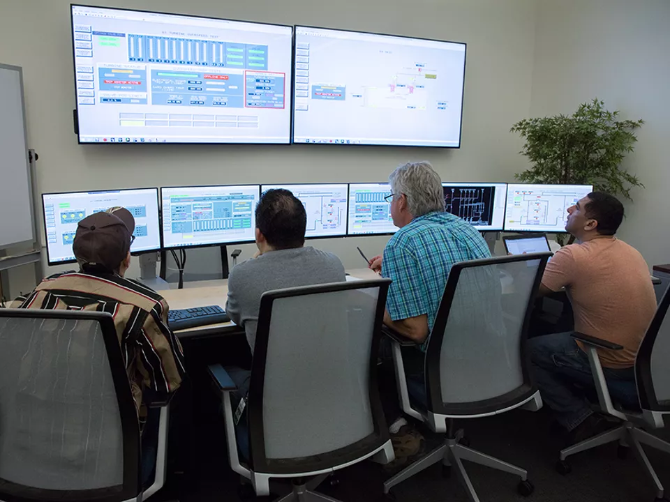 Clients using Emerson products and software run tests on their new equipment in the learning center at Emerson.

Company visit to Emerson Automation Solutions division in Pittsburgh, PA.