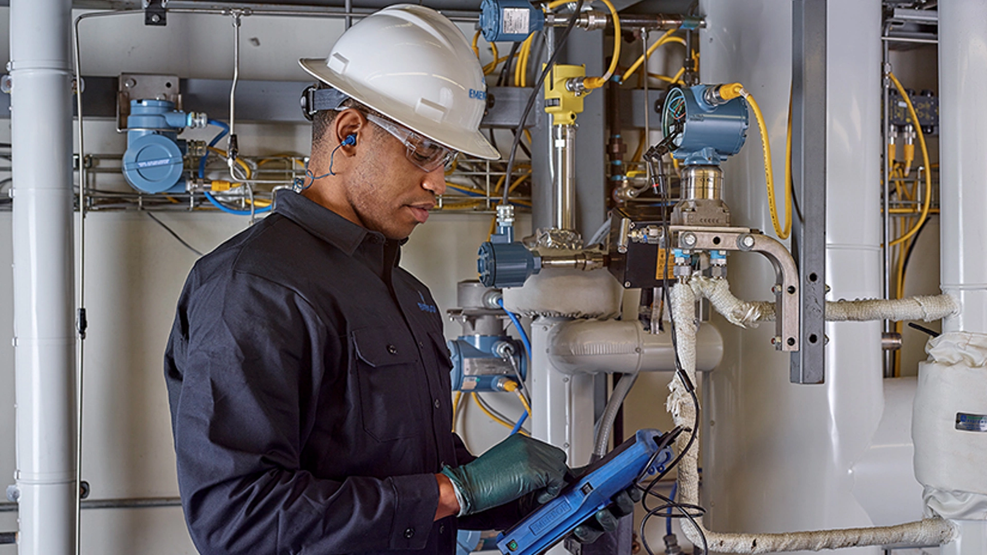 Lifecycle Services for Measurement Instrumentation - Startup Commissioning