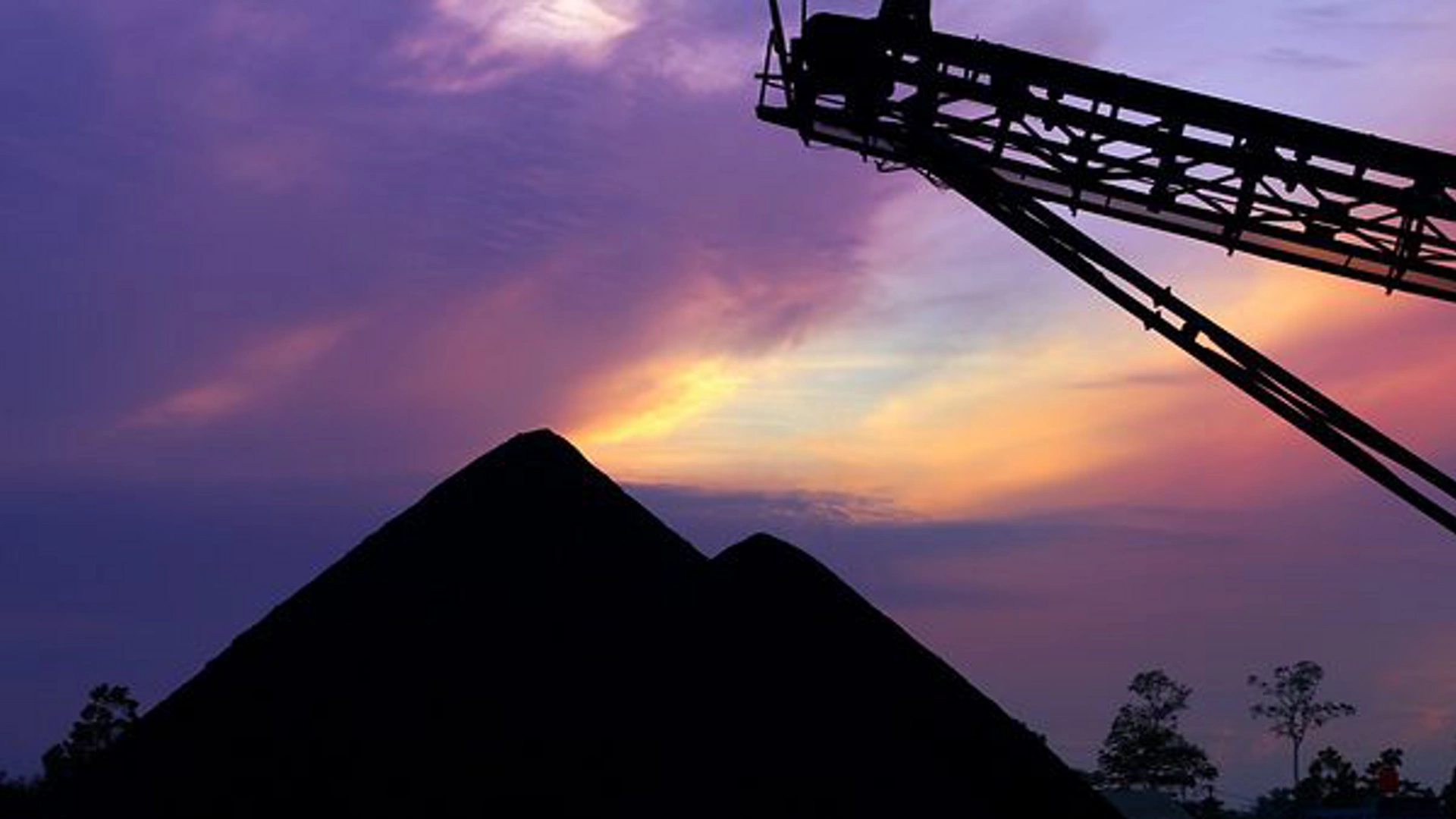 Preventing head pulley damage on belt conveyors using Measurement Instrumentation