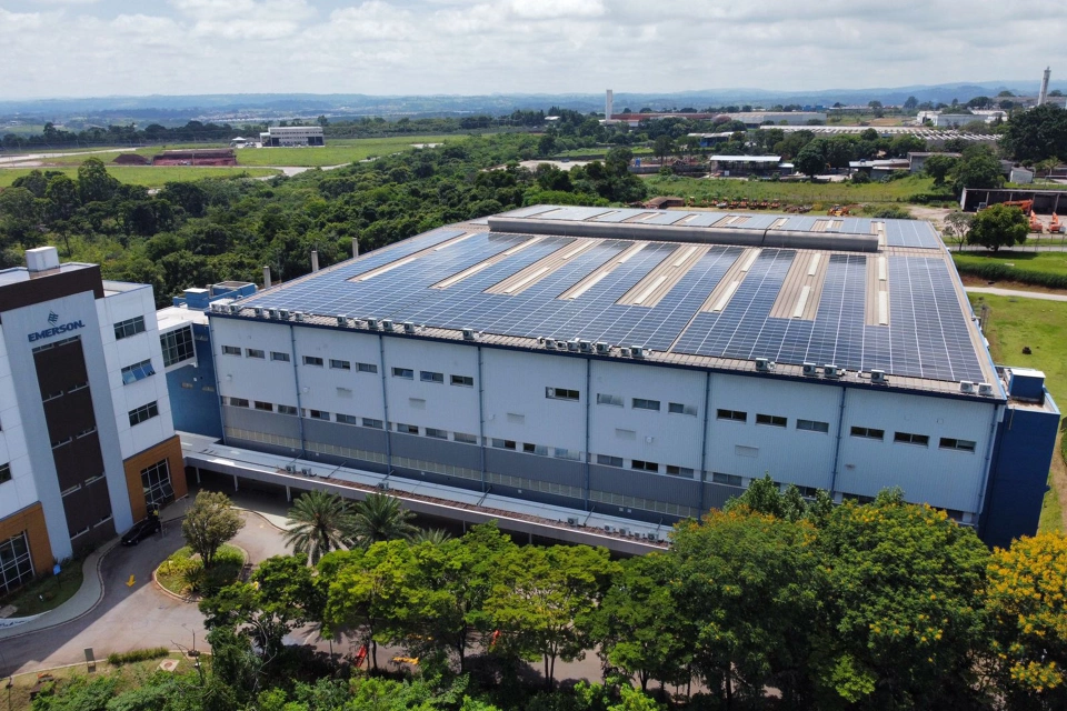 Emerson, 브라질 소로카바 운영 시설에 태양 에너지 시스템 설치