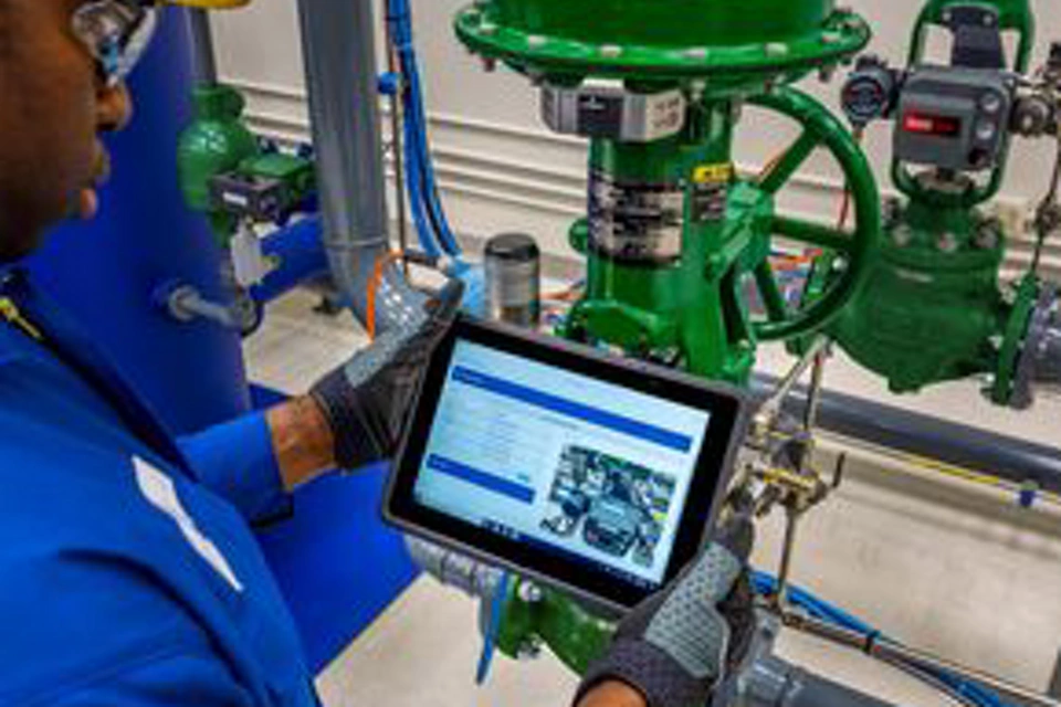 부품 관리 서비스