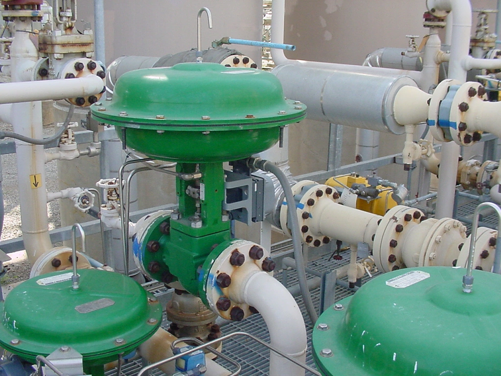 Fisher throttling globe valves